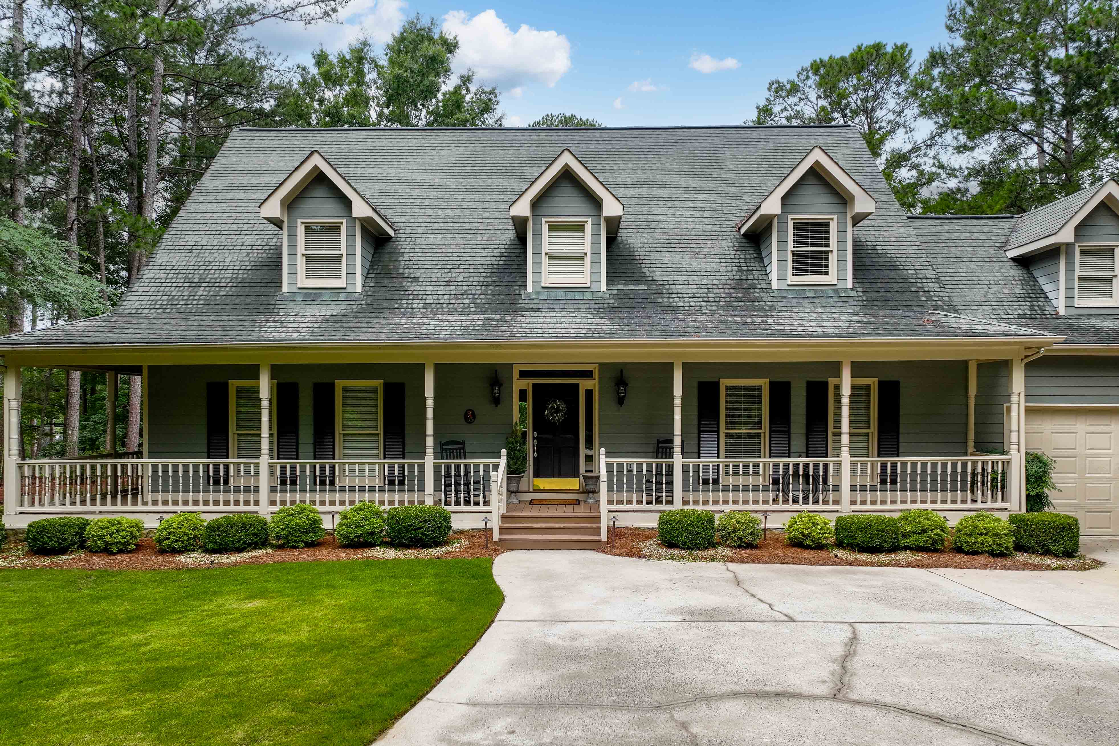 1151 Wrayswood Circle image 3
